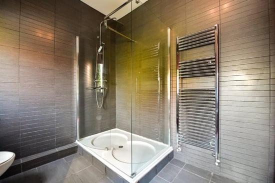 Quirky 4 Bedroom Apartment With Terrace Cardiff Extérieur photo